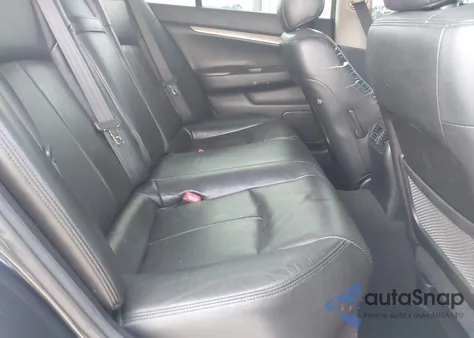 2010 Infiniti G37 Journey из США, поврежденный, VIN JN1CV6AP0AM201844